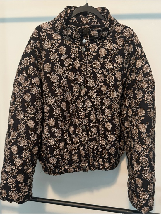 Polagram Jackets & Blazers - Polagram Black Quilted Puffer Jacket with Beige Floral Print NWOT